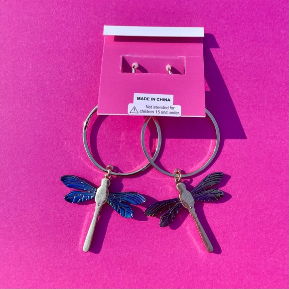 NWT Betsey Johnson Bug Collector Dragonfly Hoop Earrings - Picture 7 of 7